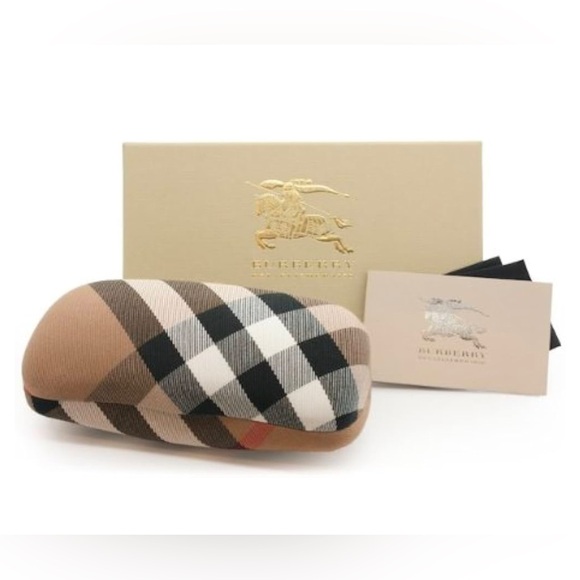 BURBERRY Sunglasses Matte Black NWT full inclusion - Picture 4 of 7